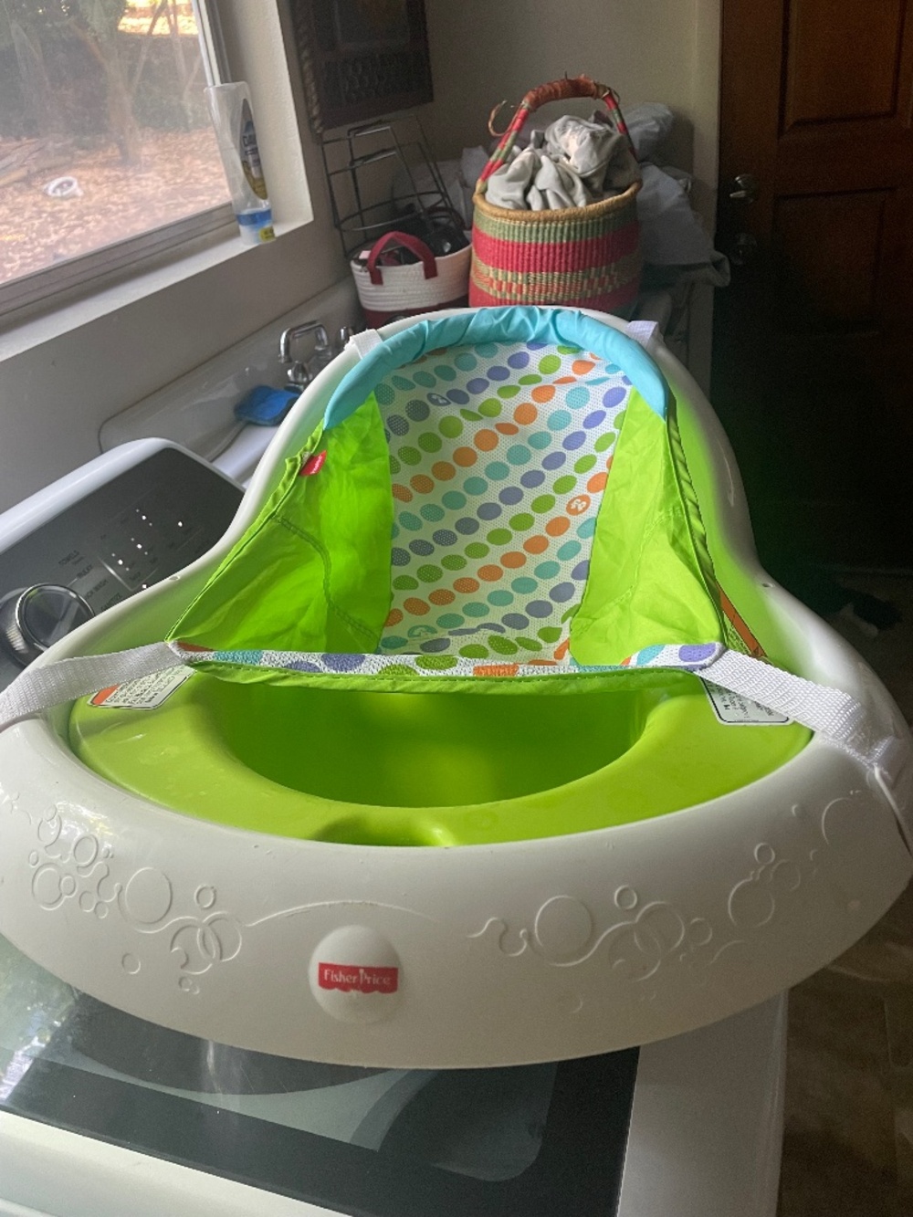 Fisher Price 4 in 1 Sling n Seat Tub / Infantino circle play area
